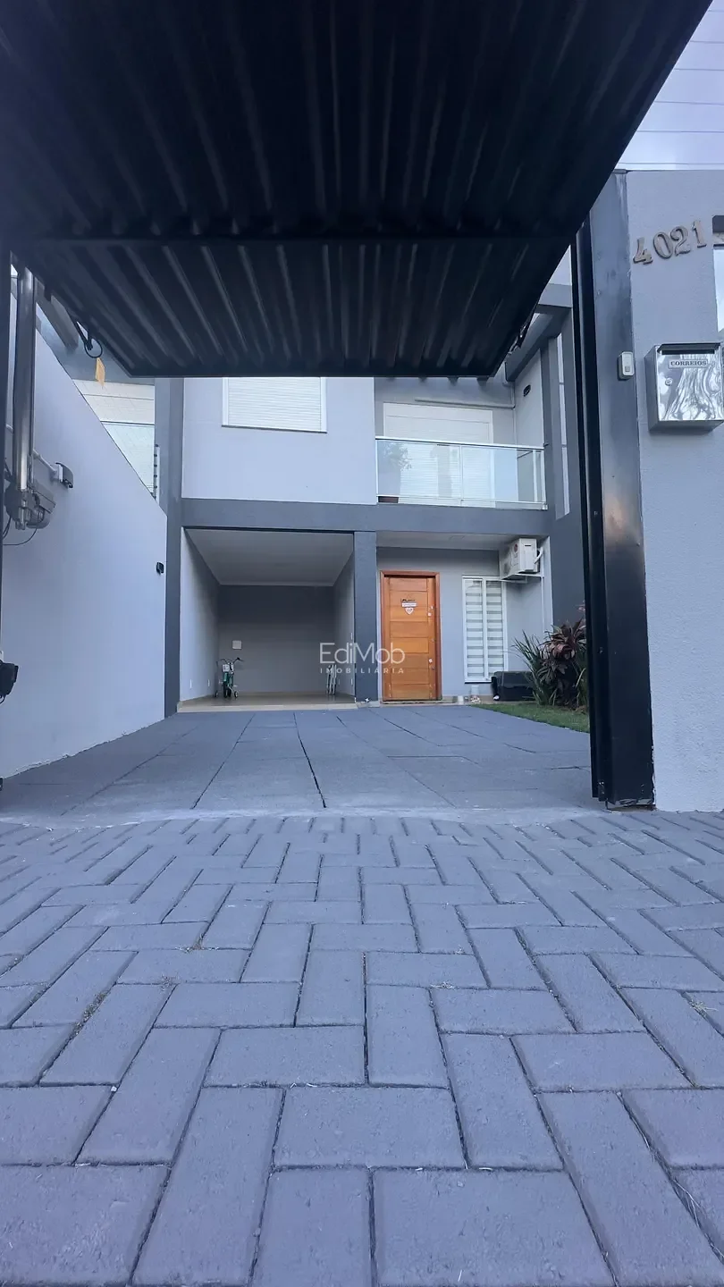 Sobrado à venda em Canadá, Cascavel