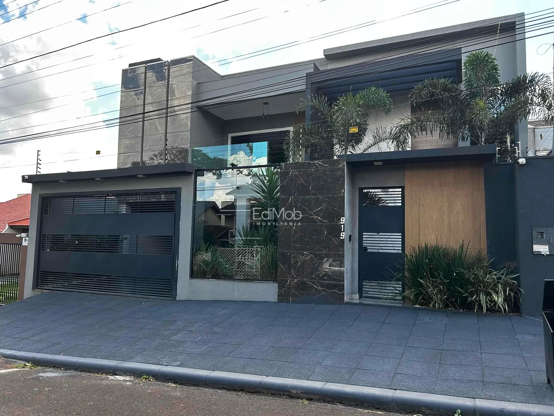 Sobrado à venda em Centro, Cascavel
