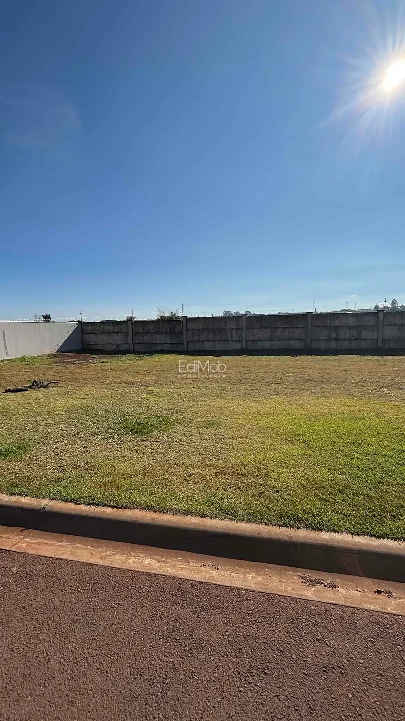 Terreno à venda em Cancelli, Cascavel
