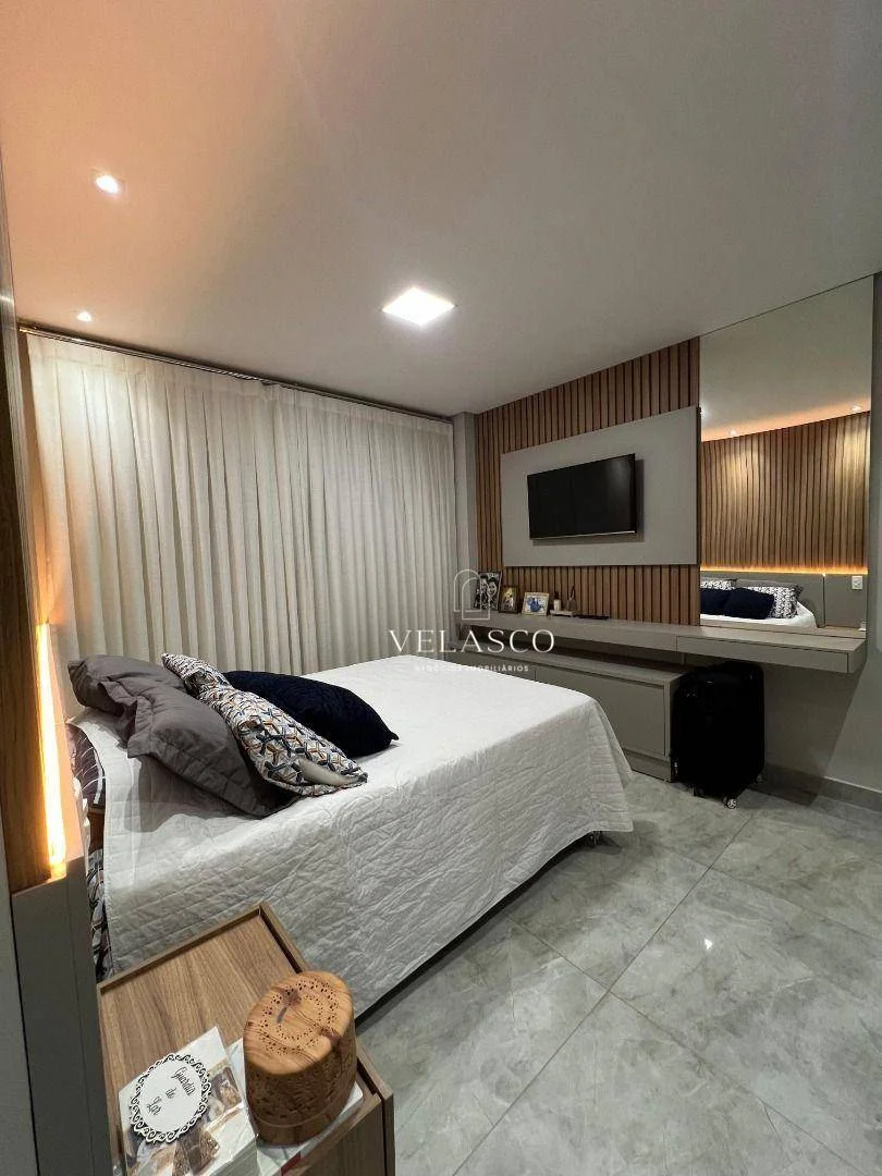 Sobrado com 3 dormitórios à venda, 142 m² por R$ 860.000,00 - Canadá - Cascavel/PR