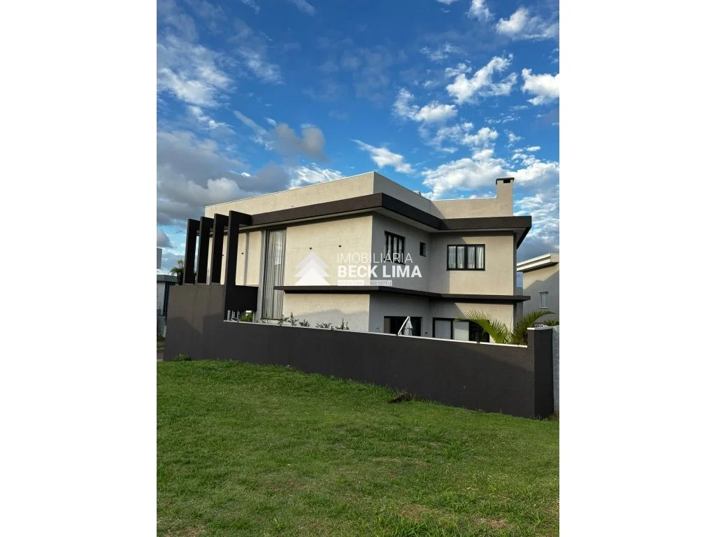 Sobrado a Venda - Condominio Paysage Felicita - Fag