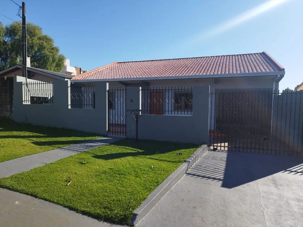 Casa a Venda - Rua Alcir da Motta - Claudete