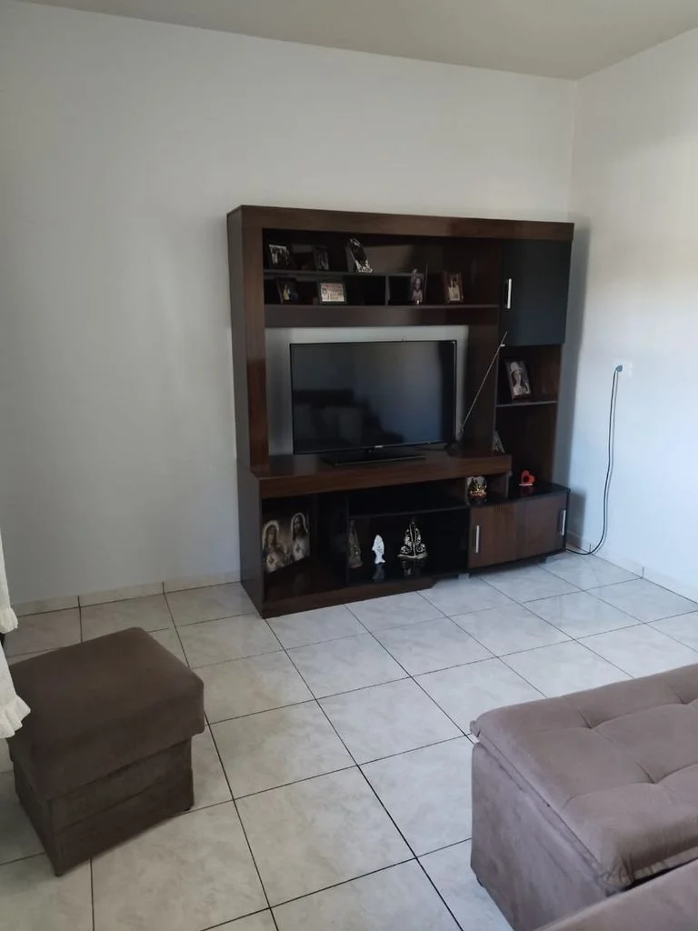Casa a Venda - Rua Alcir da Motta - Claudete