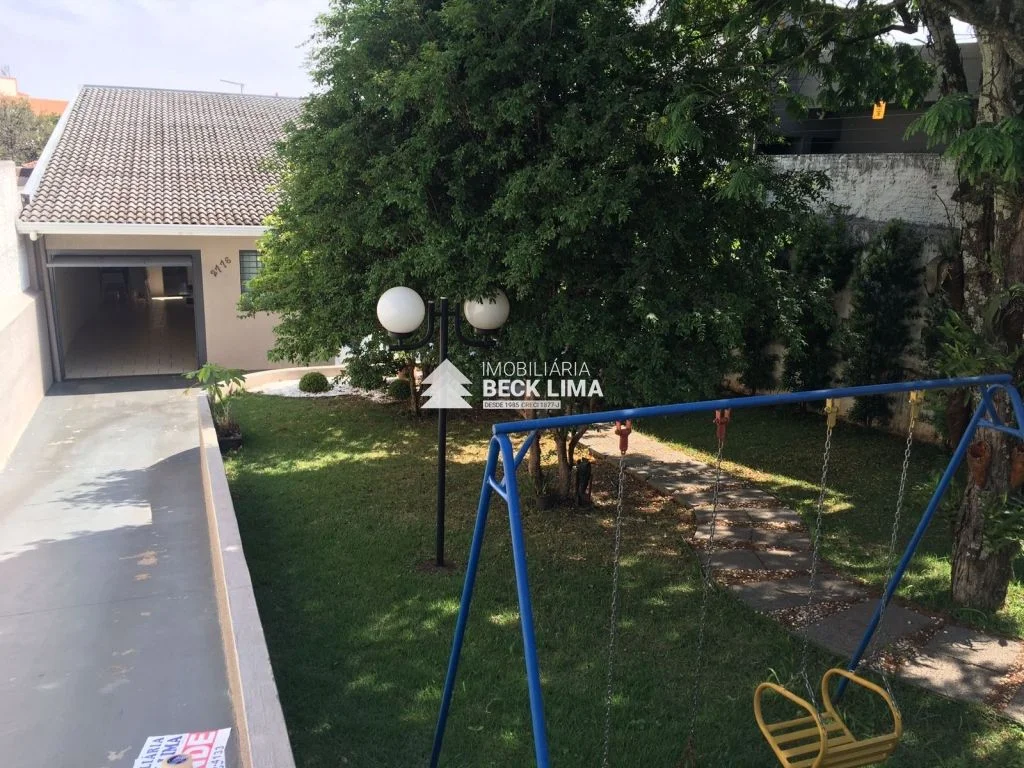 Casa Comercial a Venda - Rua Antonina - Centro