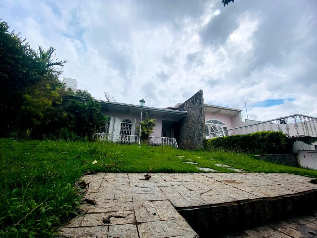 Casa a Venda - Rua Engenheiro Rebouças - Centro