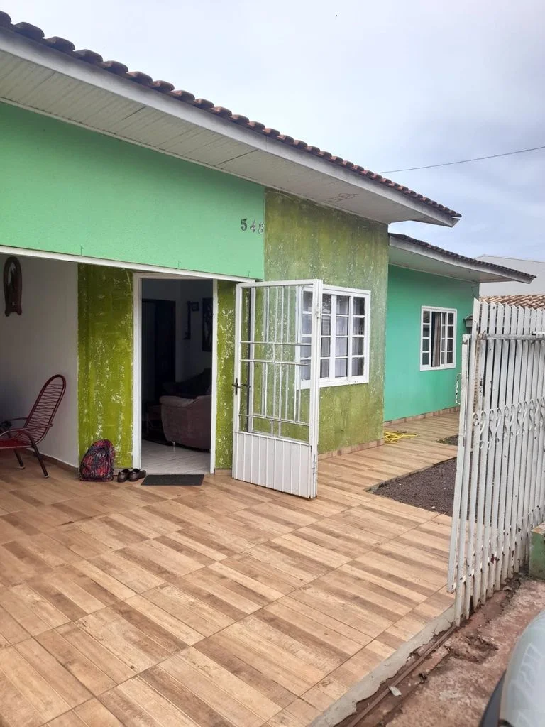 Casa a Venda - Rua Tchucarramaes - Santa Cruz