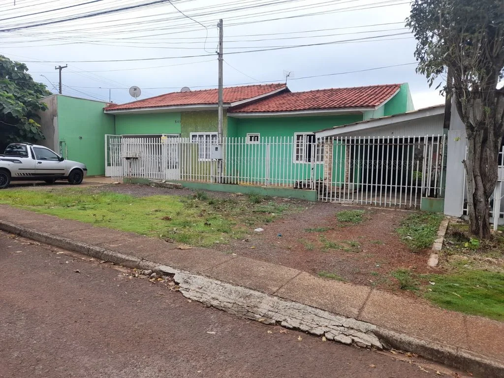 Casa a Venda - Rua Tchucarramaes - Santa Cruz