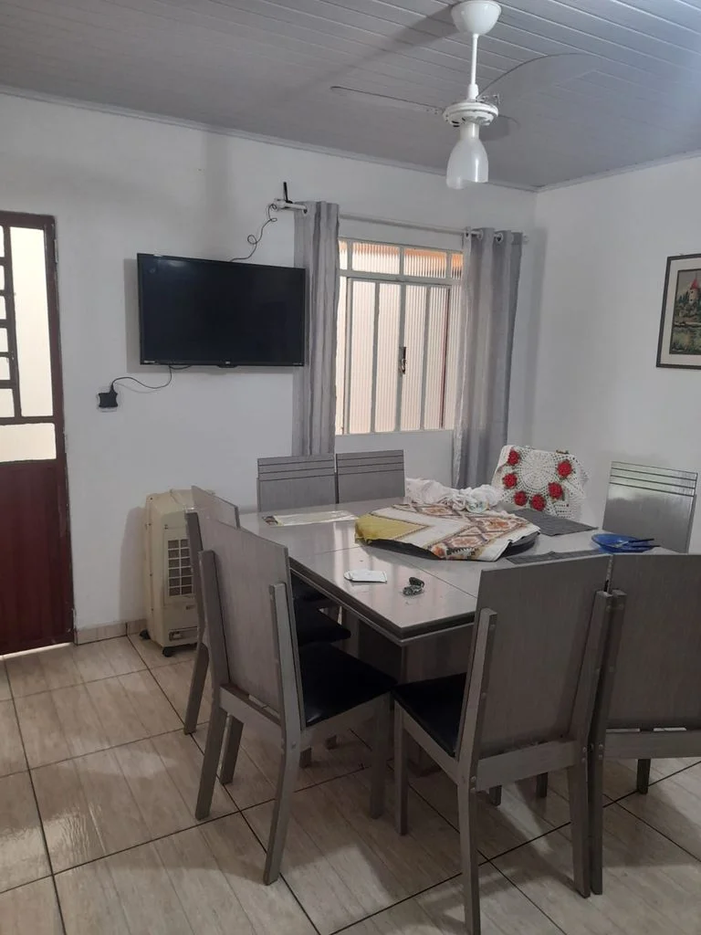Casa a Venda - Rua Tchucarramaes - Santa Cruz