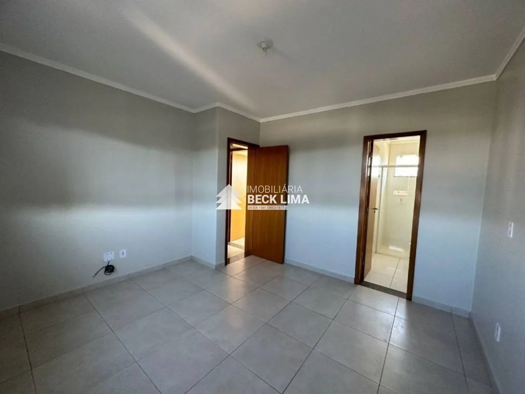 Apartamento a Venda - Residencial Gumercindo Bernardi - Canada