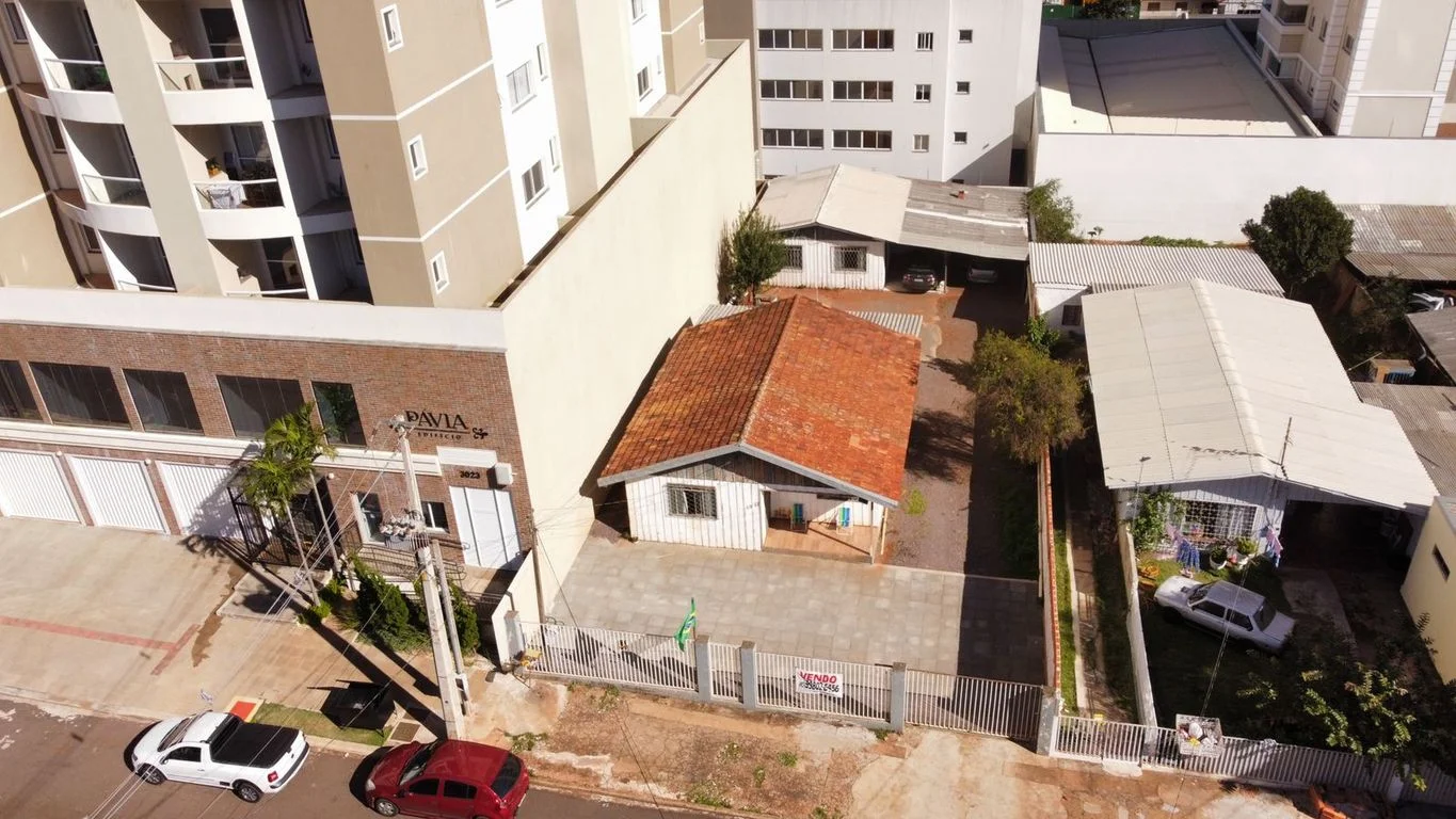 Terreno a Venda - Rua Presidente Bernardes - Centro