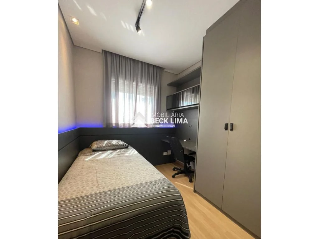 Apartamento à Venda - Edifício Villaggio Reale - Centro