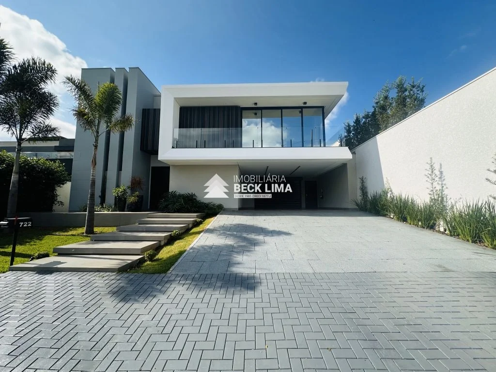 Sobrado à Venda - Condomínio Residencial Treviso - FAG