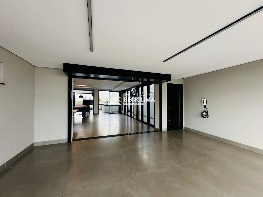 Sobrado à Venda - Condomínio Residencial Treviso - FAG