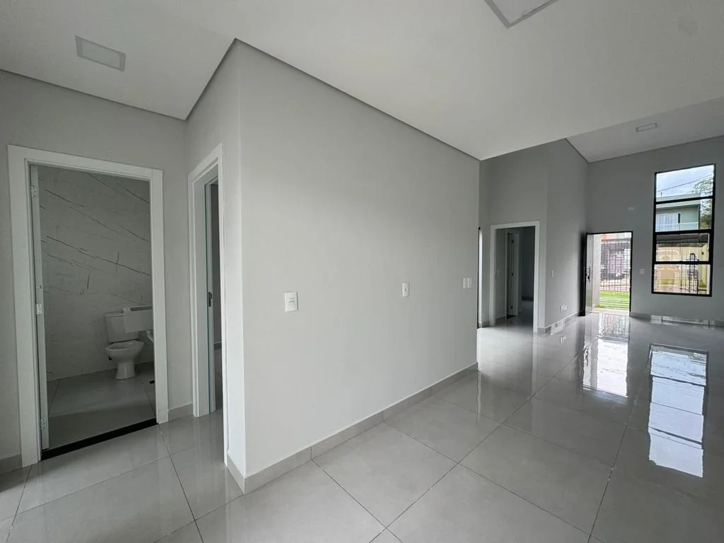 Casa à Venda - Rua Riobaldo - Jardim Veredas