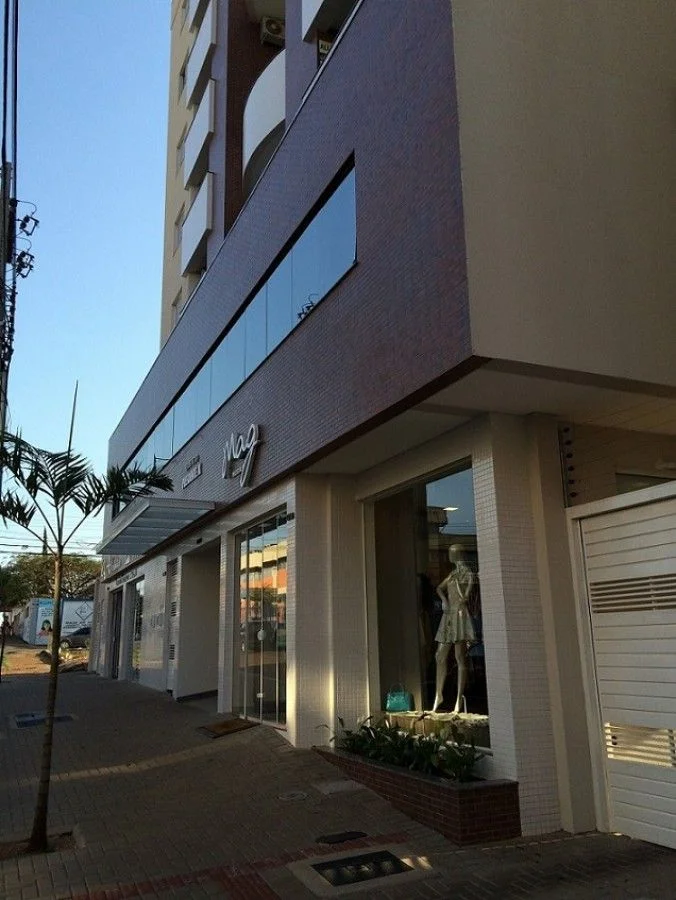 Oportunidade no Centro: Sala Comercial Térrea Próxima ao Clube Comercial!