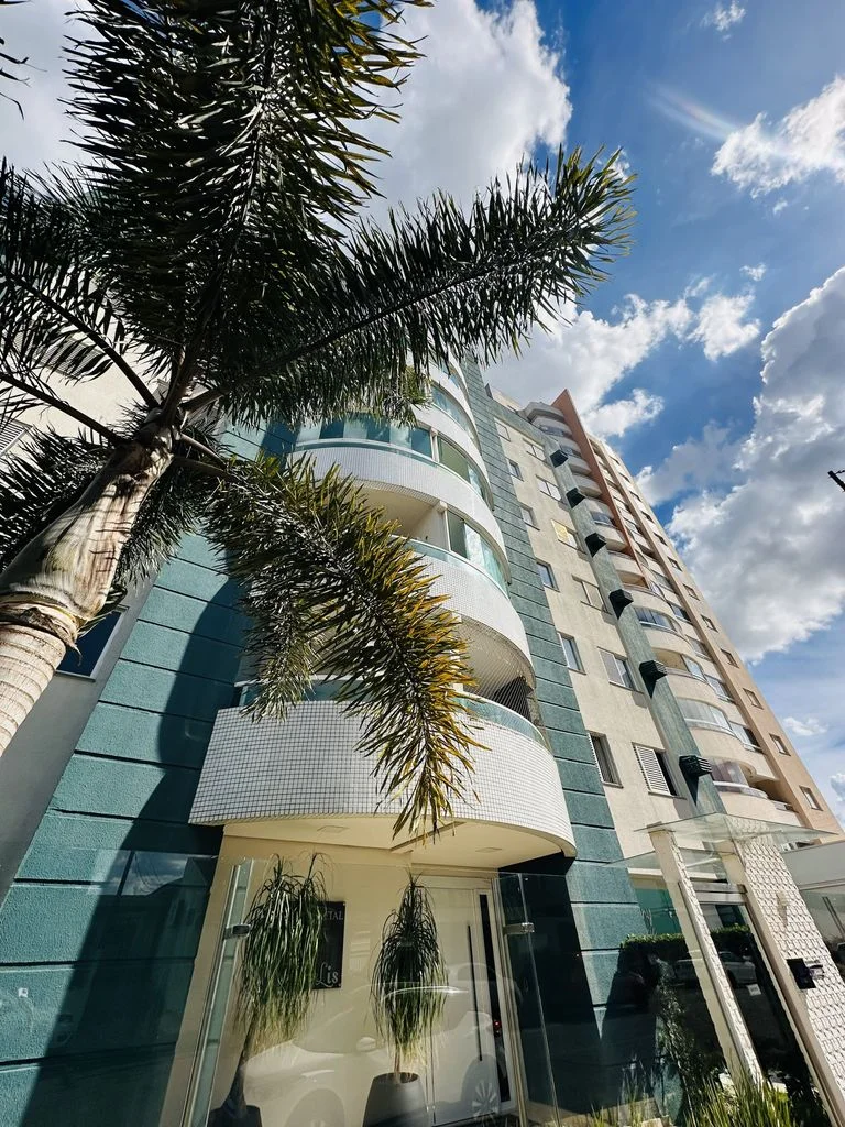 Apartamento Mobiliado à Venda - Edifício Flor de Lis - Centro