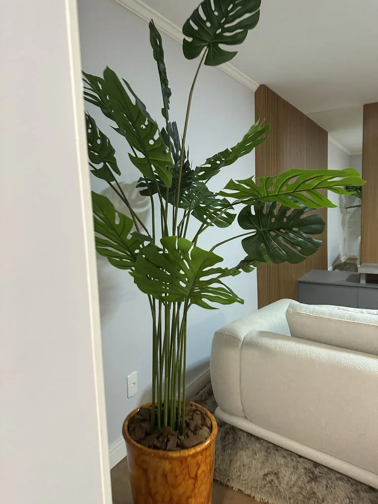 Apartamento Mobiliado à Venda - Edifício Mansão Del Rei II - 1 Suíte + 2 Dorm.