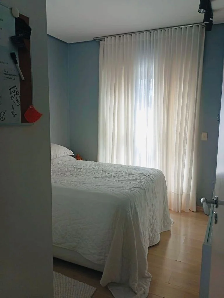 APARTAMENTO MOBILIADO À VENDA |EDIFÍCIO CONTEMPORANEAU | 1 SUÍTE + 2 DORMITÓRIO