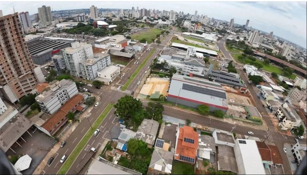 Residencial à Venda, Centro - Cascavel