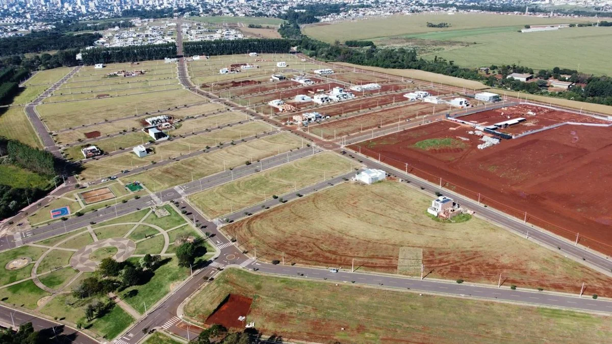 Residencial à Venda, Recanto Tropical - Cascavel