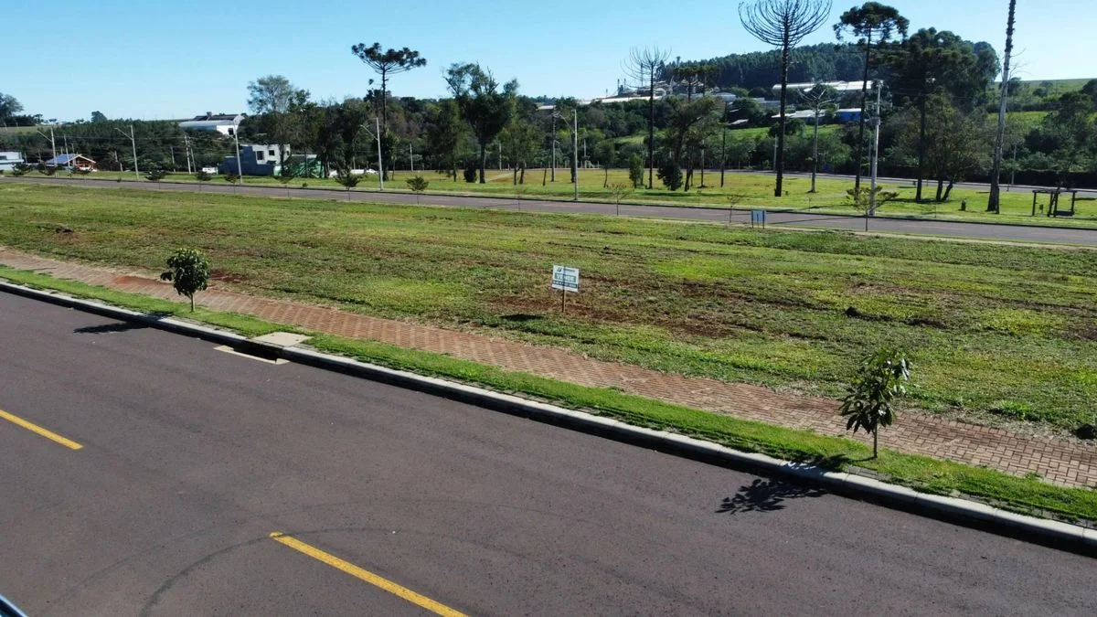 Residencial à Venda, Recanto Tropical - Cascavel