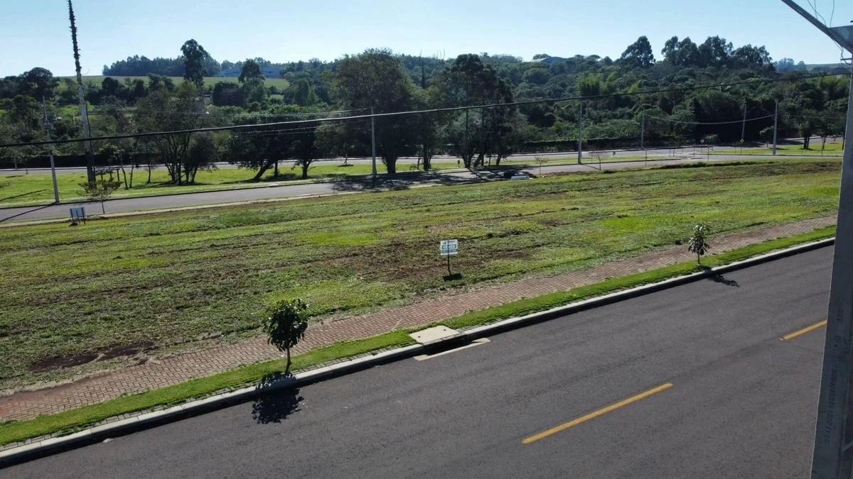 Residencial à Venda, Recanto Tropical - Cascavel