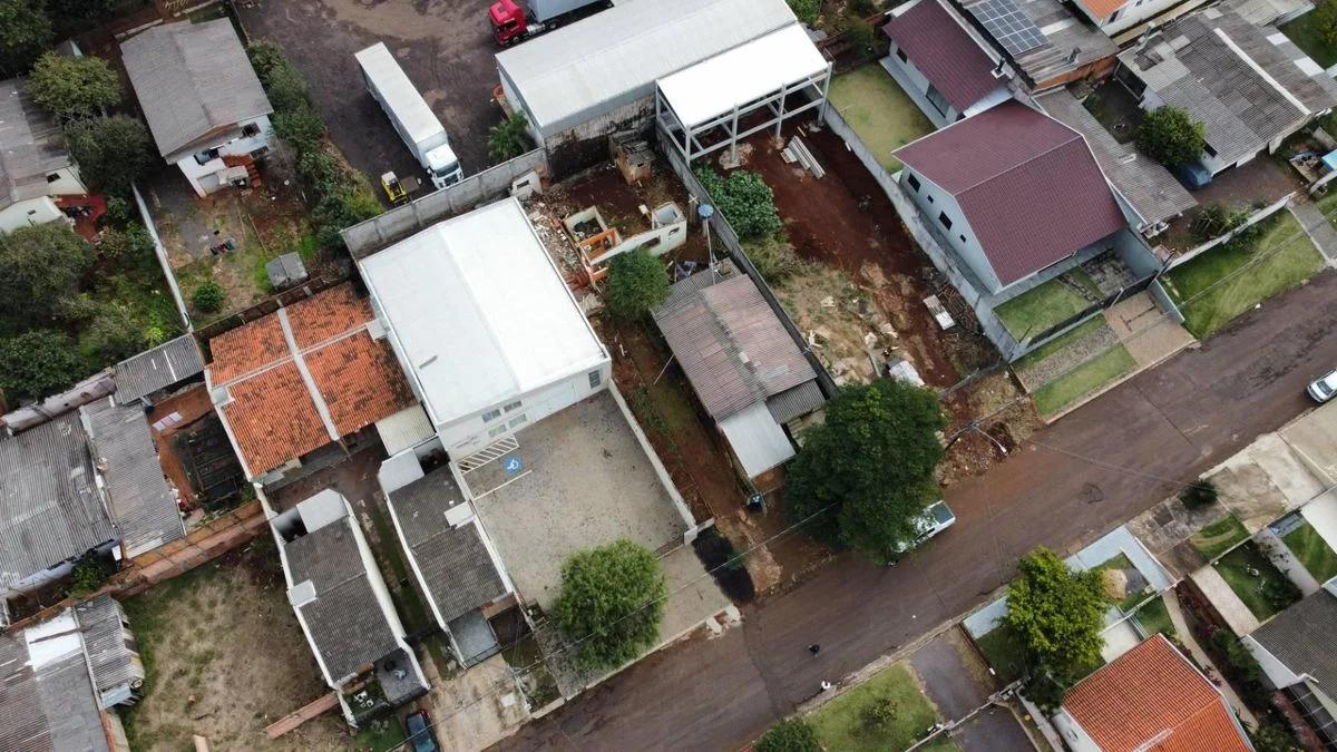 Residencial à Venda, Universitário - Cascavel
