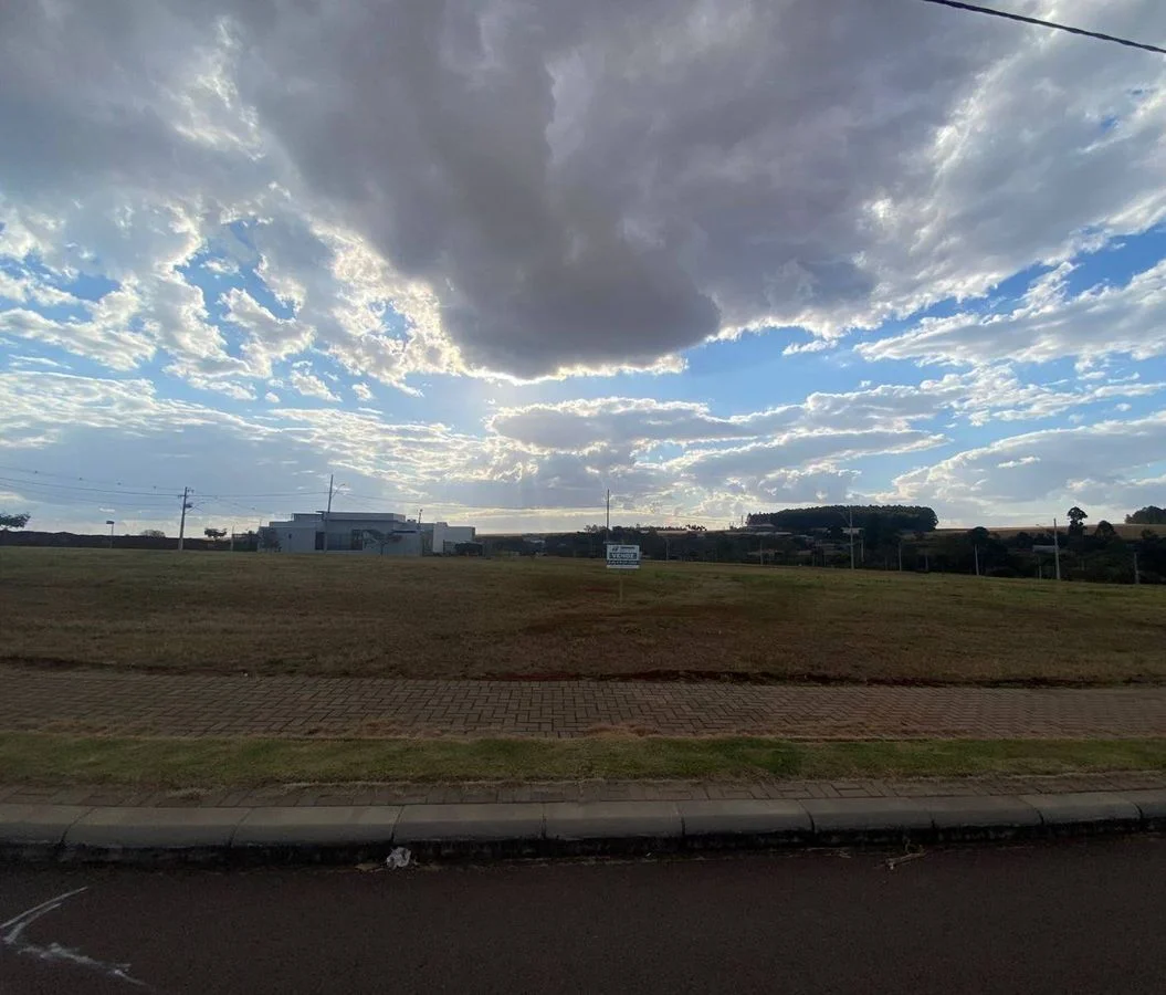 Residencial à Venda, Recanto Tropical - Cascavel