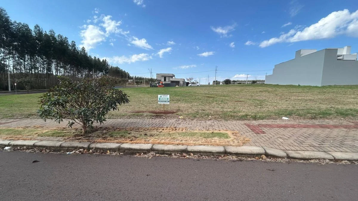 Residencial à Venda, Recanto Tropical - Cascavel