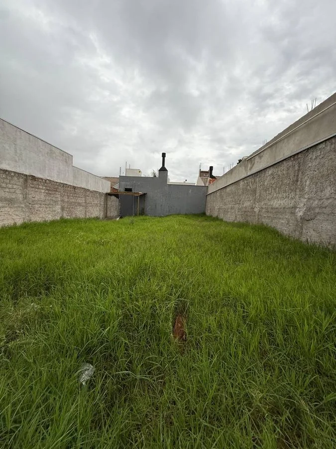 Residencial à Venda, Esmeralda - Cascavel