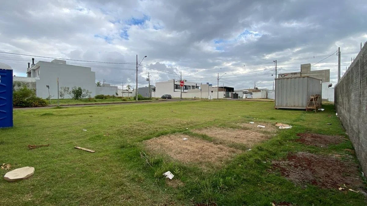 Residencial à Venda, Recanto Tropical - Cascavel