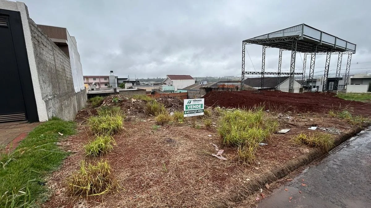Residencial à Venda, Floresta - Cascavel