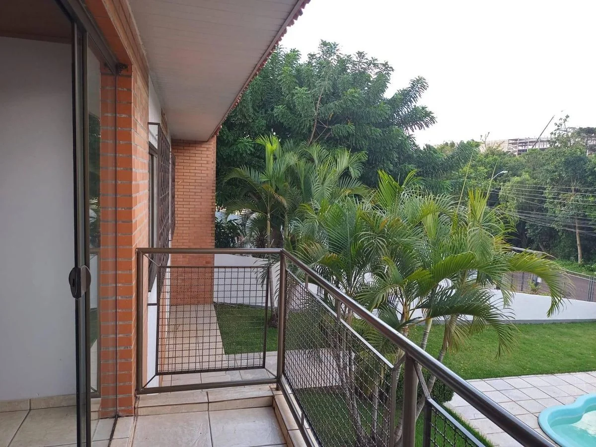 Residencial à Venda, Região do Lago - Cascavel