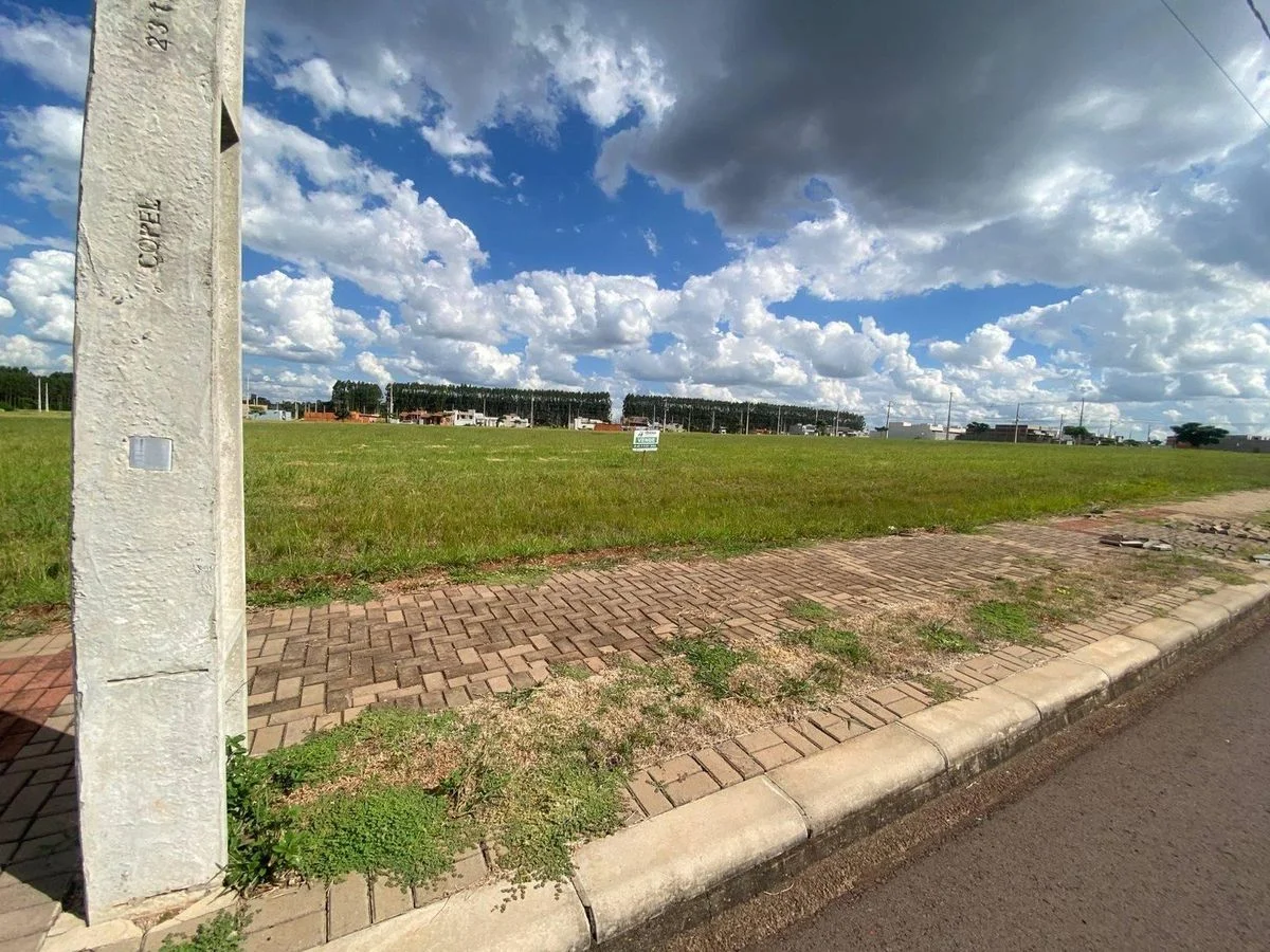 Residencial à Venda, Recanto Tropical - Cascavel