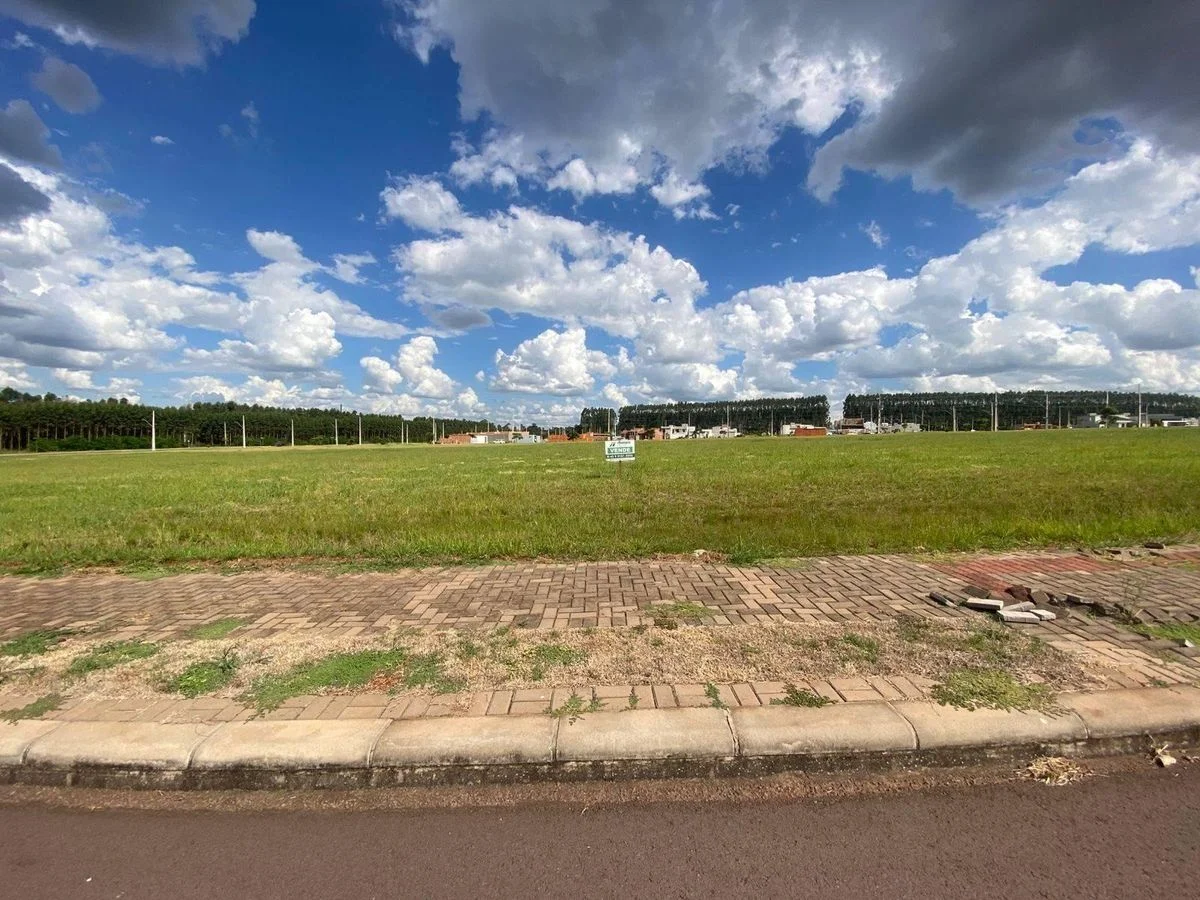 Residencial à Venda, Recanto Tropical - Cascavel
