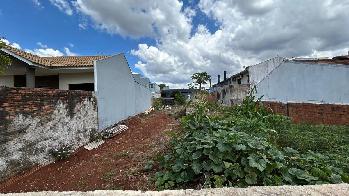 Residencial à Venda, Pioneiros Catarinenses - Cascavel