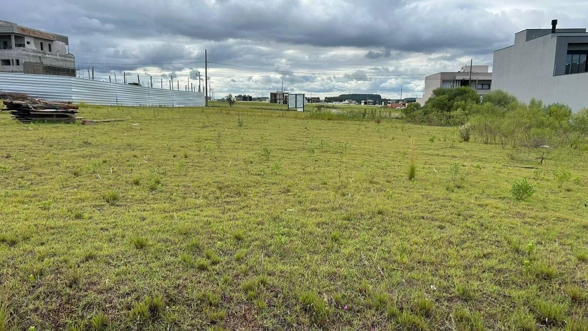 Residencial à Venda, Recanto Tropical - Cascavel