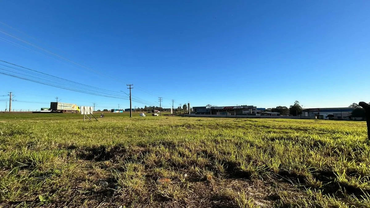 Terreno na marginal da BR-277