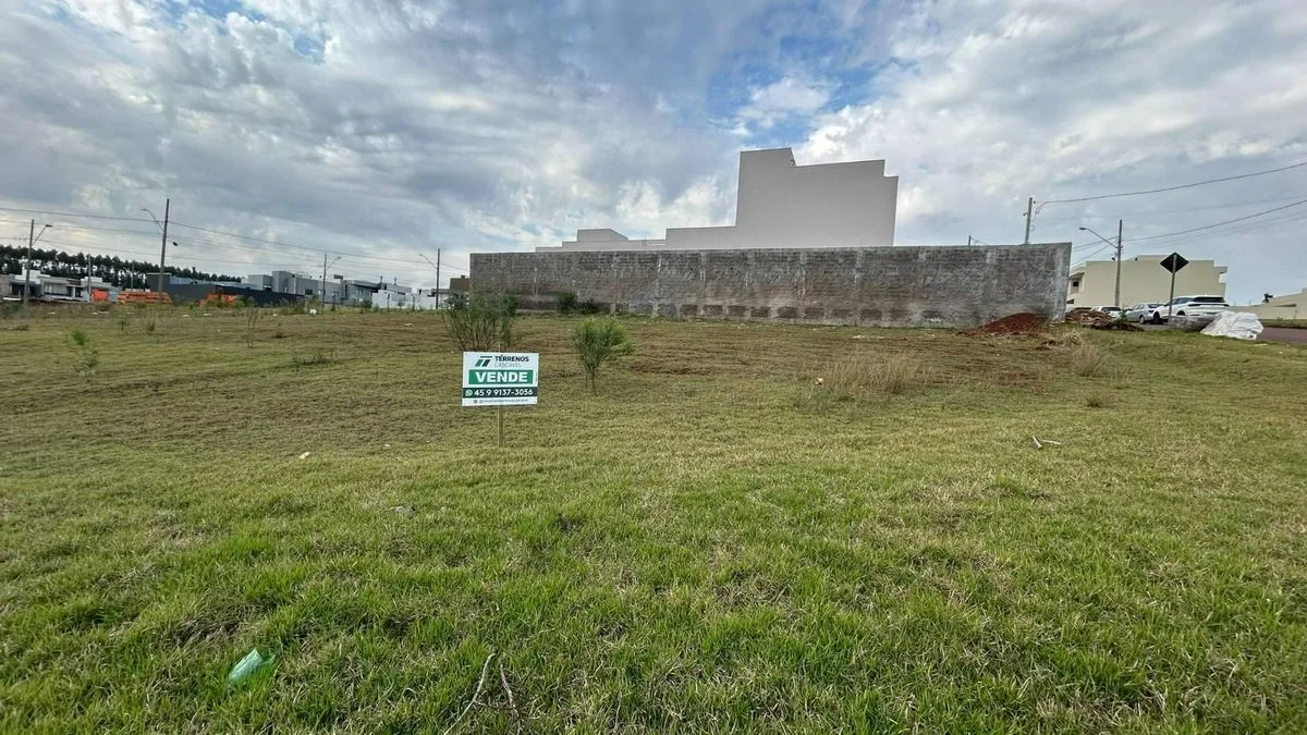 Terrenos Comerciais no Tropical III