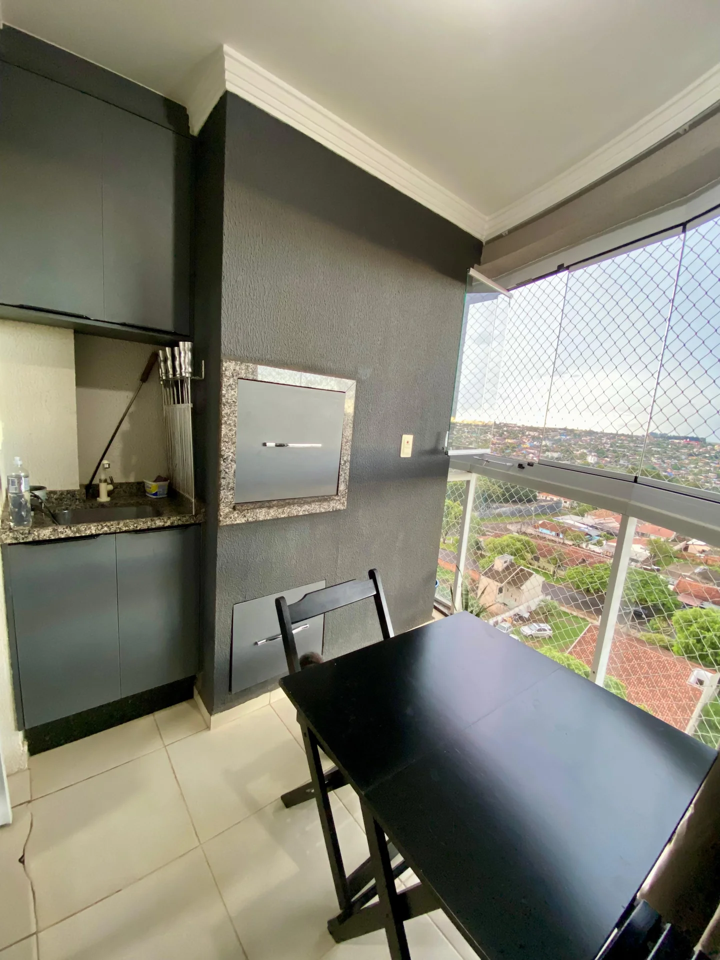APTO MOBILIADO NO COQUEIRAL