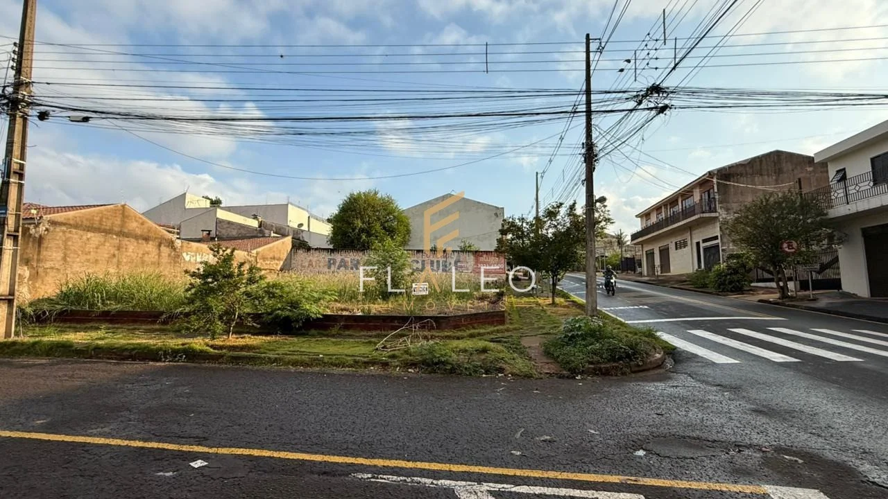 Terreno Comercial Próximo a UEM