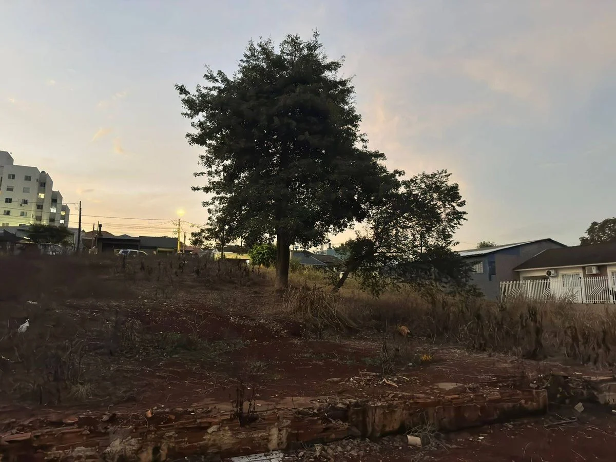 Residencial à Venda, Maria Luiza - Cascavel