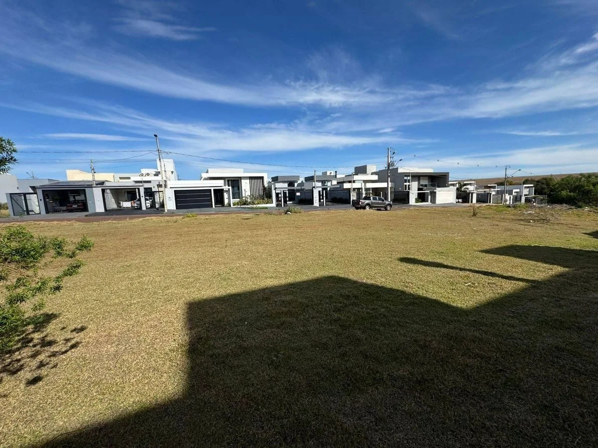 Residencial à Venda, Recanto Tropical - Cascavel