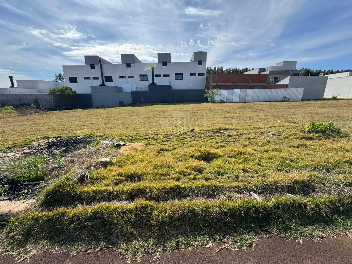 Residencial à Venda, Recanto Tropical - Cascavel