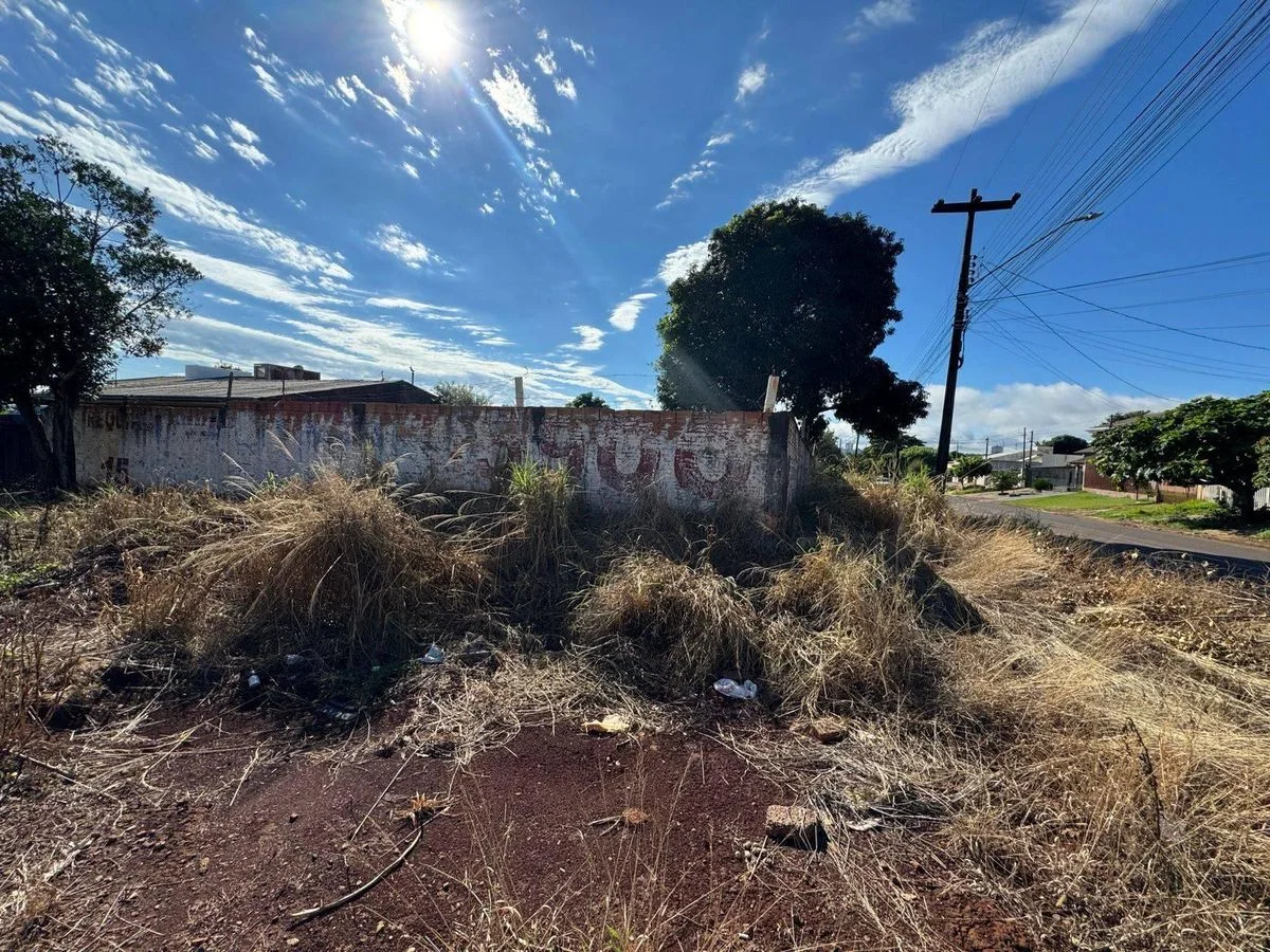 Residencial à Venda, Santa Cruz - Cascavel