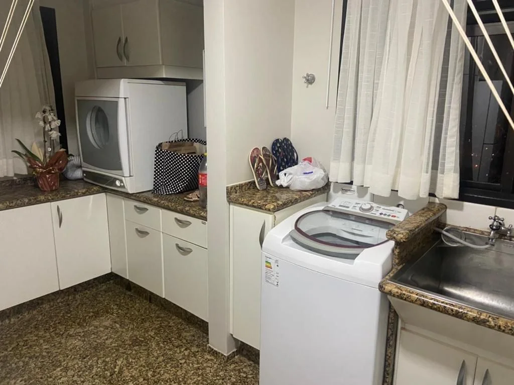Cobertura Duplex a Venda - Edifício Residencial Anthares - Centro