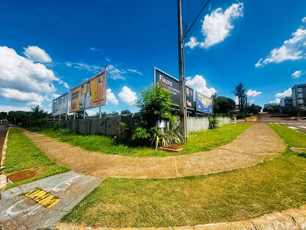 EXCLUSIVIDADE -Terreno à Venda - Medianeira - Ao lado da Prefeitura