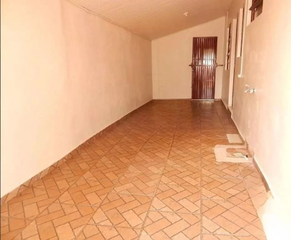 Casa à Venda - Rua das Azaleias - Guarujá