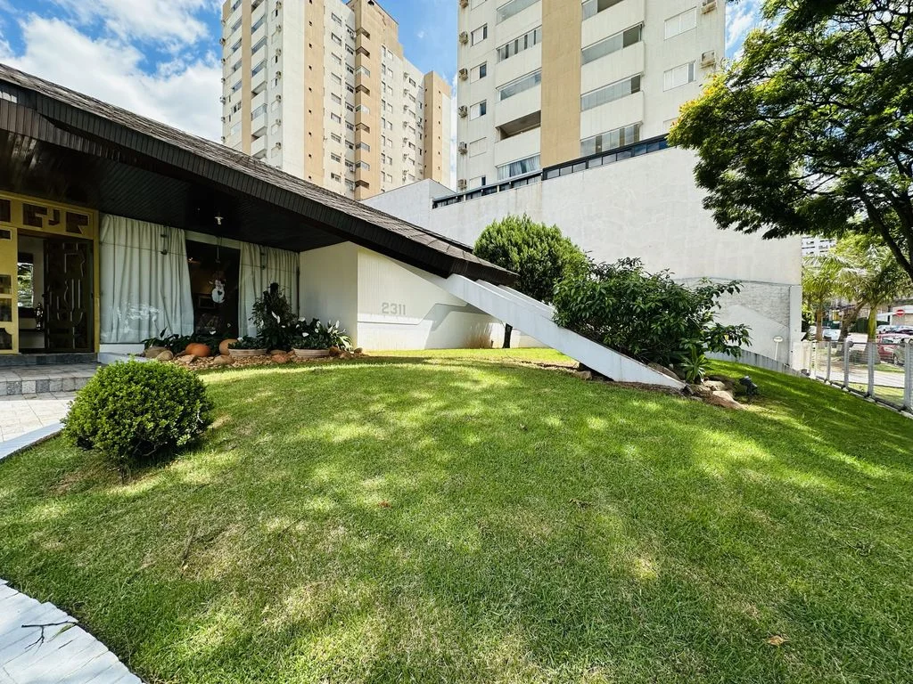 Terreno à Venda - 1.500 m² - Região Central de Cascavel PR
