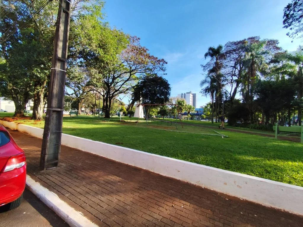 Cobertura Triplex à Venda - Edifício Florença - Em frente a Praça Getulio Vargas